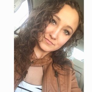 Meet your Posher, Shelby